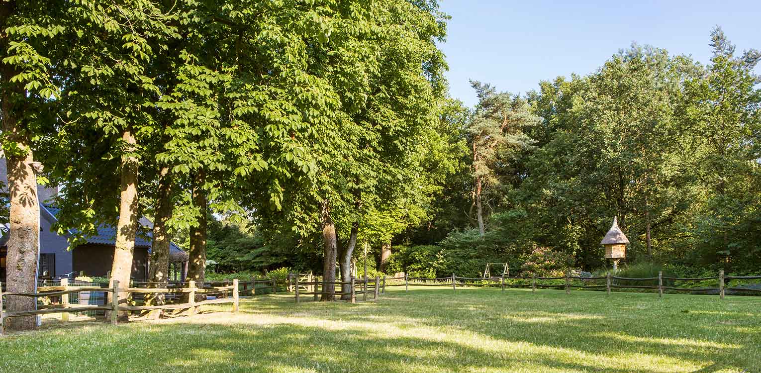 Coherente boerderijtuin Nijverdal